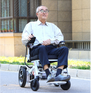 električni invalidski voziček